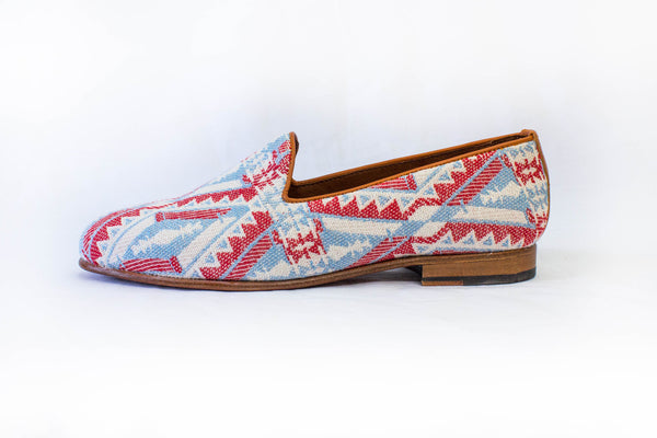 COMMODE SLIPPERS